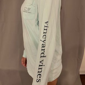 Long sleeve vineyard vines t-shirt